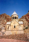 Armenia - Noravank, Vayots Dzor province: mausoleum for the House of Orbelia - architects Siranes and Momik - photo by M.Torres