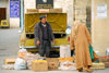 Azerbaijan - Baku: selling fruit from a car boot - near Baku State University - photo by  M.Torres