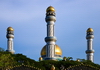 Bandar Seri Begawan, Brunei Darussalam: Jame Asr Hassanil Bolkiah mosque, aka Kiarong mosque - minarets and central dome - photo by M.Torres