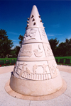 Canada / Kanada - Calgary, Alberta: Chinese Diaspora monument - Riverfront avenue - photo by M.Torres