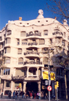 Catalonia - Barcelona: Gaudi faade - Casa Mila - La Pedrera - Passeig de Grcia - Unesco world heritage site - photo by Miguel Torres