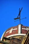 Bogota, Colombia: dome with crosses - Iglesia de Las Cruces - architect Arturo Jaramillo - Plaza de las Cruces - barrio Las Cruces - Santa Fe - photo by M.Torres