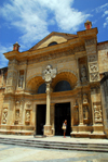 Santo Domingo, Dominican Republic: Catedral Primada de America - late Gothic faade - Holy Metropolitan Cathedral Basilica of our Lady Holy Mary of the Incarnation - Catedral Santa Maria La Menor - Portada principal - Ciudad Colonial - UNESCO World Heritage site - photo by M.Torres