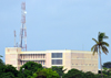 Banjul, The Gambia: building of the Central Bank of The Gambia (CBG) surrounded by tree - the CBG issues the Dalasi, the Gambian currency - photo by M.Torres