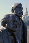 Germany - Berlin: monument to Karl Marx and Friedrich Engels, theoretical inventors of communism and the Dome of the Cathedral. (photo by W.Schmidt)