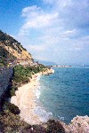 Greece - Egira (Peloponnese): beach on the gulf of Corinth (photo by Miguel Torres)