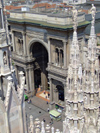 29 Italy - Milan: Galleria Vittorio Emanuele II - from the roof of the Duomo  (photo by M.Bergsma)