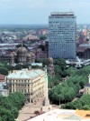 Latvia / Latvija - Riga: Orthodox cathedral, Hotel Latvia and Brivibas iela - Rigas centrs, Viesnica Latvija un Brivibas iela - pilsetas galvena un centrala magistrale (photo by Miguel Torres)