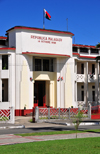 Toamasina / Tamatave, Madagascar: Atsinanana, region administrative building - Hotel de Rgion - Araben'ny Fahaleovantena blvd - photo by M.Torres