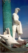 Mexico - Mexico - Mazatlan / MZT (Sinaloa state): Monumento a los pescadores (photo by Terry Prosser)