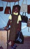 Nigeria - Lagos: the shoemaker's daughter - photo by Dolores CM