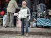 Cuzco, Peru: toilet paper seller - market scene - photo by M.Bergsma