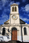 Saint-Denis, Runion: church at the corner of Rue Gnral de Gaulle and Rue Juliette Dodu - photo by M.Torres