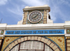 Senegal - Dakar: train station - clock - Regie des Chemins de Fer du Senegal - photo by G.Frysinger