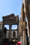 Damascus / Damaskus, Syria: western gate of the Roman temple of Jupiter, between Souq Al Hamidiyeh and the Ummayad Mosque - photographer: M.Torres