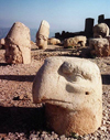 Turkey - Mt Nemrut (Adiyaman province): limestone Eagle head representing Zeus at 2.206m - photo by G.Frysinger