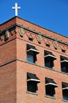 Boise, Idaho, USA: brick building that grew a cross - corner of Idaho and 9th St. - photo by M.Torres