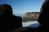 46 Venezuela - Bolivar - Canaima NP - Kukenan and clouds, seen between Roraima blacks rock formations - photo by A. Ferrari